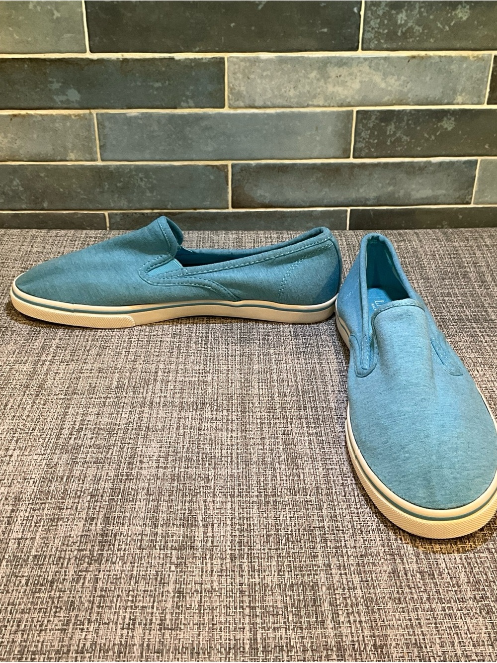 Ralph Lauren Women’s Janice Slip-On Sneakers Size 9B - NEW - Picture 6 of 11